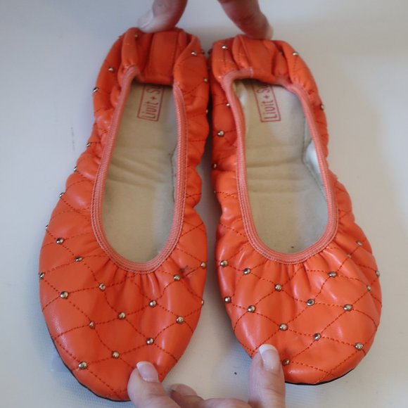 Livit + Sway Orange Leather Studded Folding Ballerina Flats Sz 8 1/2 * - Picture 1 of 6